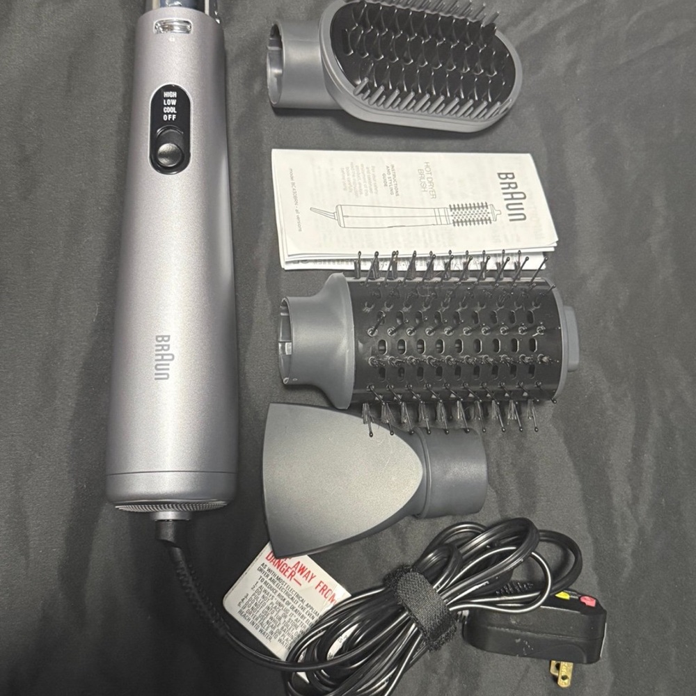Braun 2-in 1 blow dryer